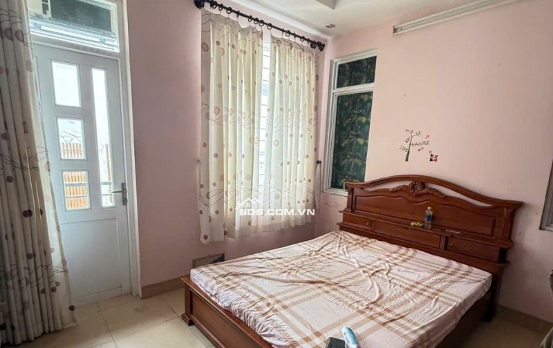 Nhà đẹp 4 Tầng, Hẻm xe hơi Tân Sơn Nhì, Tân Phú, Ngang 4x12m, 48m2, 5PN. Chỉ 6.9 tỷ còn TL